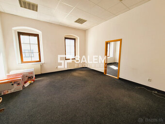 Administratívna budova v historickom centre Banskej Bystrice - 6