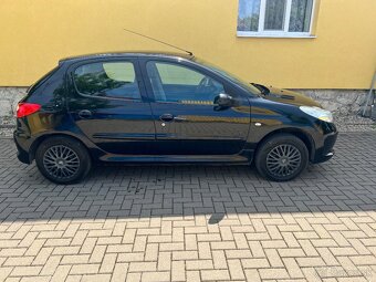 Peugeot 206+ 1.4i - 6