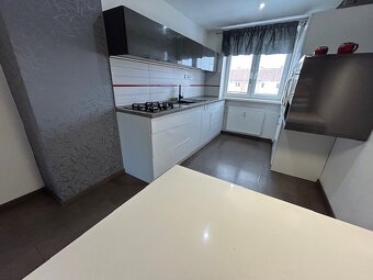 Prenájom - priestranný, zariadený 2izb. byt v NMn/V - 6