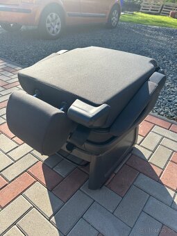Otočné sedadlo z VW MULTIVAN - 6