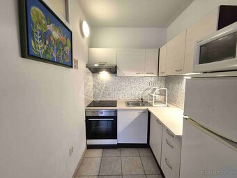 2-izbový byt v tichom prostredí Starého mesta - 6