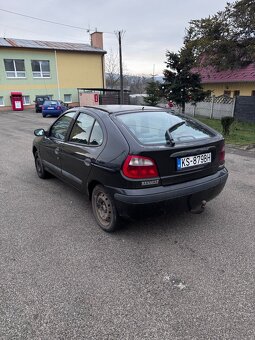 Renault Megane 1.6 16v - 6