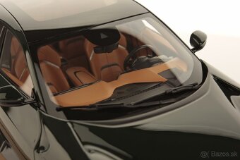 Ferrari Purosangue | MR Collection 1/18 - 6