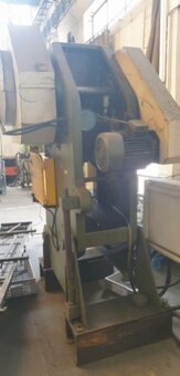 LENP 63, excentrický lis po generální opravě 2000 - 6