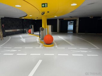 Liate podlahy-epoxidové a polyuretanové podlahy,nivelizácie - 6
