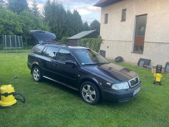 Škoda Octavia 1 - 6