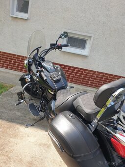 Suzuki intruder 800c - 6