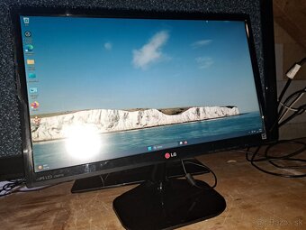 22- Palcový LED Monitor BENQ-SAMSUNG-ACER-LG-DELL - 6