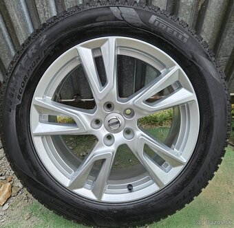 Originálna zimná sada VOLVO - 5x108 r18 + 235/55 r18 - 6
