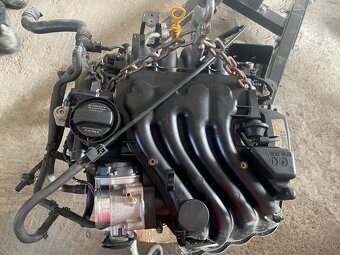 Predám motor 1.6 SR - 6