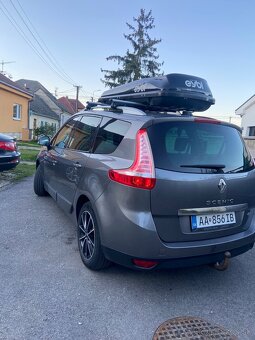 Renault Grand scénic III 1.5 dCi K9K - 6