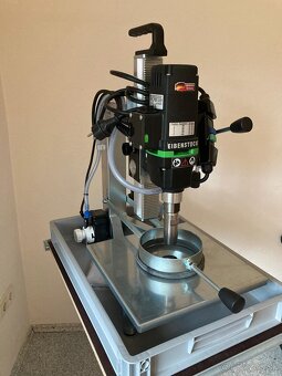 Vykruzovanie dier do obkladu a dlažby - 6