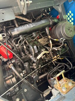 Báger , minibager 1.8t DIESEL - 6