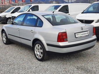 Volkswagen Passat 1.6 B5 - 6