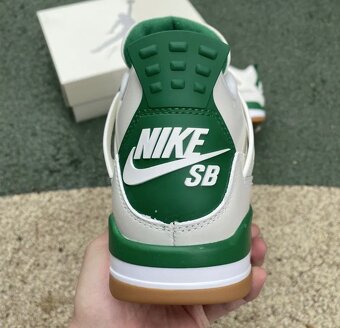 Nike Air Jordan 4 Retro SB Pine Green - 6