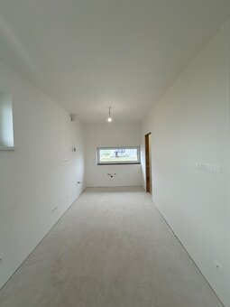 Novostavba vo Veľkých Kostoľanoch – moderné bývanie - 6