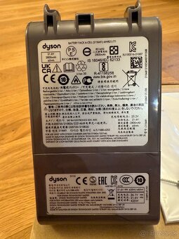 Batéria Dyson V8 – nová - 6