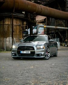 Dodge Charger SRT8 - 6