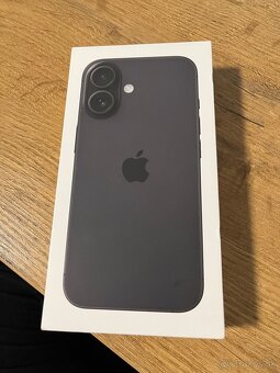 Apple IPhone 16 128GB cierny - 6