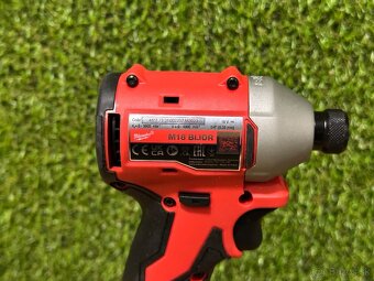 MILWAUKEE M18 BLIDRC šesťhranný rázový uťahovač - 6