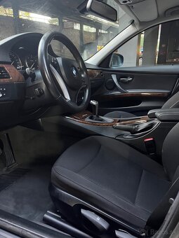 BMW e90 318d 2008 - 6