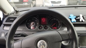 VW Passat B6 Combi 1.9Tdi 77kw 2006 - 6