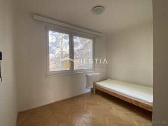 NA PREDAJ veľký 3,5-izb.byt, Hviezdoslavova ul., Senica - 6