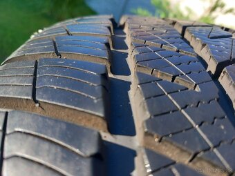 225/60 r17 zimne pneumatiky - 6