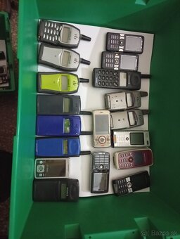 Predám zbierku mobilov viac ako 500ks - 6