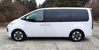 Hyundai Staria 2.2 CRDi Premium A/T - 6