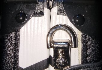Louis Vuitton petite malle handbag - 6