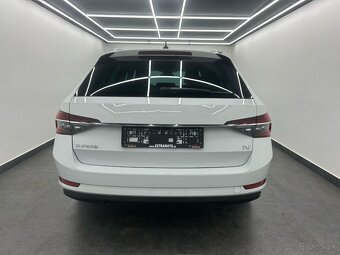 Superb Combi 1,4 TSI PHEV Style Matrix Hybrid 160kW Odpočet - 6