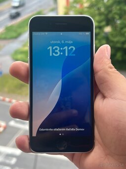 iPhone SE - 6