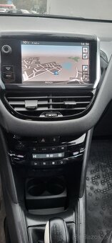 Peugeot 208 1.4 VTi -78000km- - 6