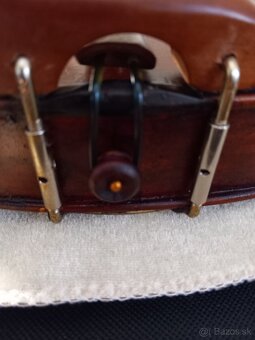 Predám staré husle celé značené - 6