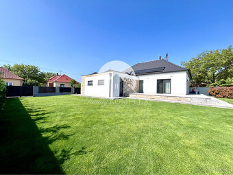 Reality KOMPLEX s.r.o. ponúka na PRENÁJOM exkluzívny rodinný - 6