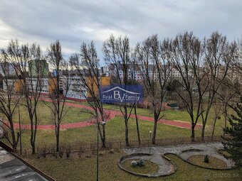 PREDAJ, NÁMESTIE HRANIČIAROV, PETRŽALKA - GARSÓNKA - 6
