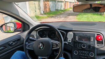 Renault Megane IV GrandTour v TOP stave - 6