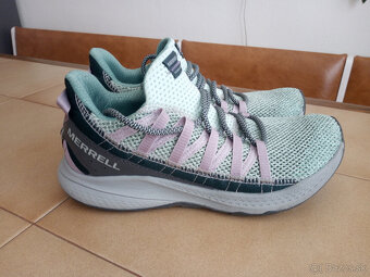 Damske bezecke tenisky MERRELL Bravada Edge. - 6
