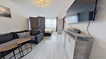 REZERVOVANÝ Predaj 2 izbového bytu Nitra - Chrenová EX - 6