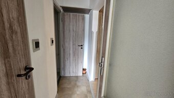 VIVAREAL  REZERVOVANÉ VEĽKÝ 1 izb. byt s balkónom, tehlový - 6
