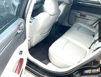 Chryzler 300C touring - 6