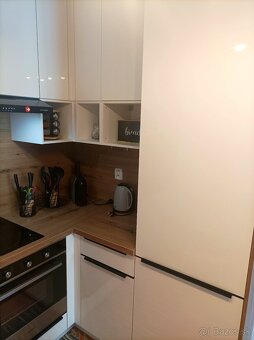 2-izb. byt s klimatizáciou,balkónom a parkovaním - Galvaniho - 6