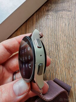 Samsung galaxy Watch 6 (40mm LTE) - 6