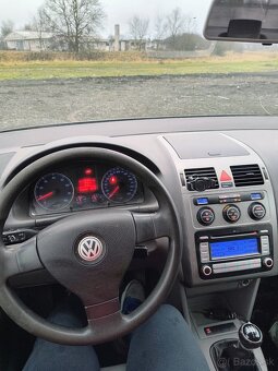 Volkswagen Touran • 2008 - 6