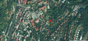 PREDAJ: Stavebný pozemok priamo v centre mesta Kremnica_400m - 6