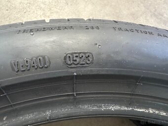 Pirelli P Zero 255/40 R19 - 6