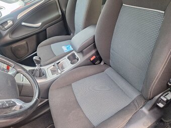 FORD GALAXY 2.0TDCI 7 MIESTNY ROK 2010 - 6