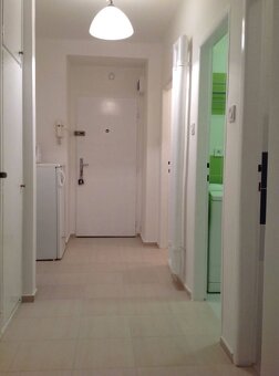 Kompletne zariadená garsónka, ul.Blumentálska, Bratislava I - 6