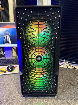 Herný počítač i7-3770  RX 570  SSD + HDD  RGB  Win11 - 6